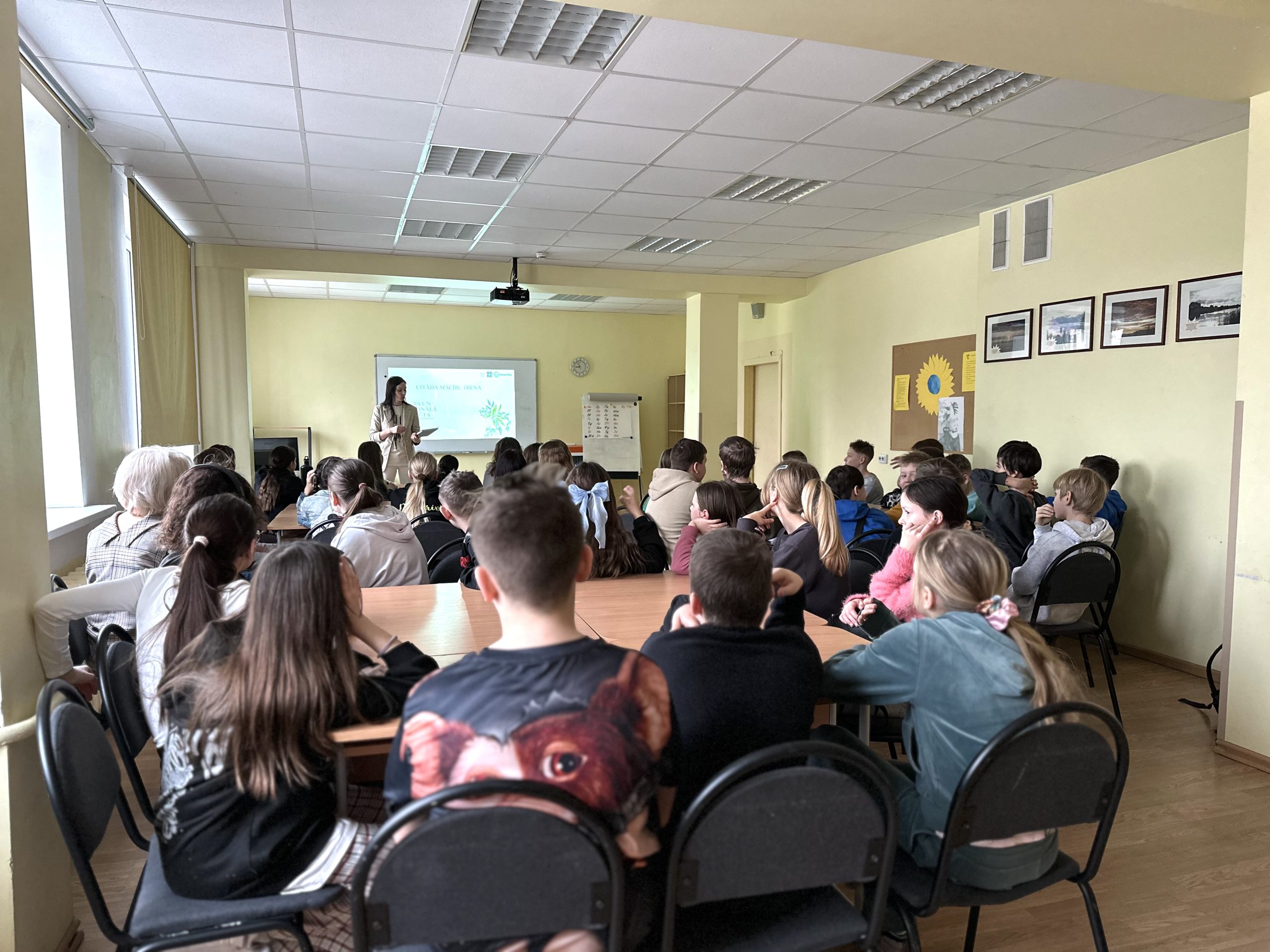 EDF4441D-F92D-4076-832B-CDBE795CD268